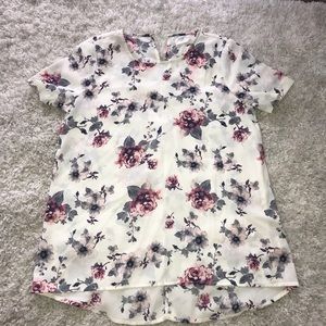 Pretty floral Sienna Sky blouse • Size M